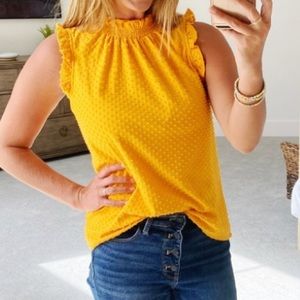 🆕 Swiss dot smocked-neck tank